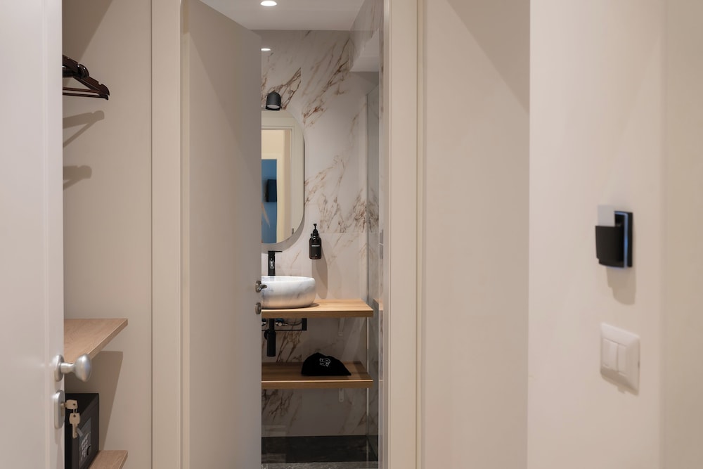 Romart luxury rooms