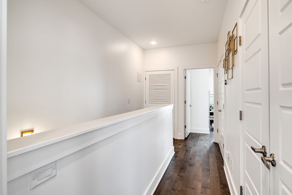 Nashville Vibes 4 Bedroom Townhouse