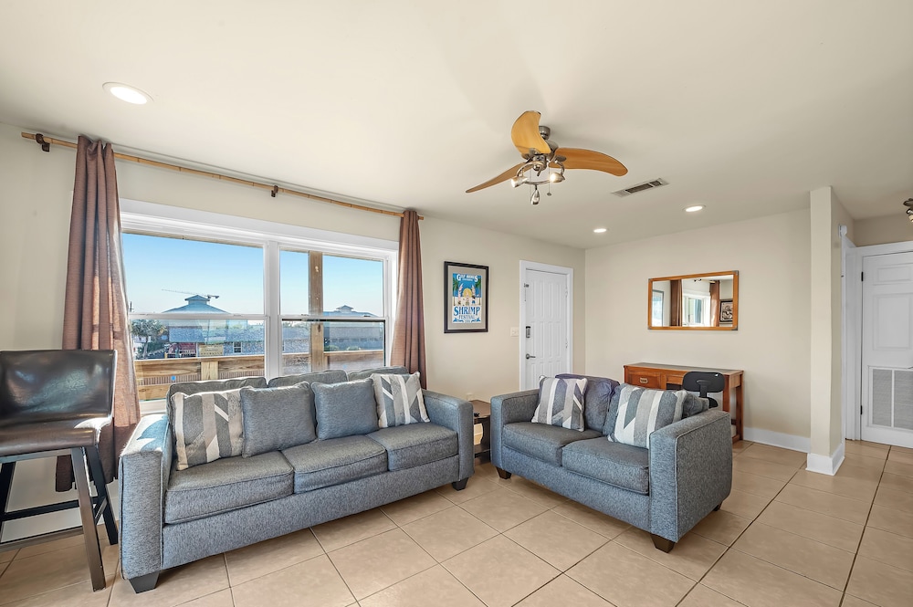 Gulf View 23