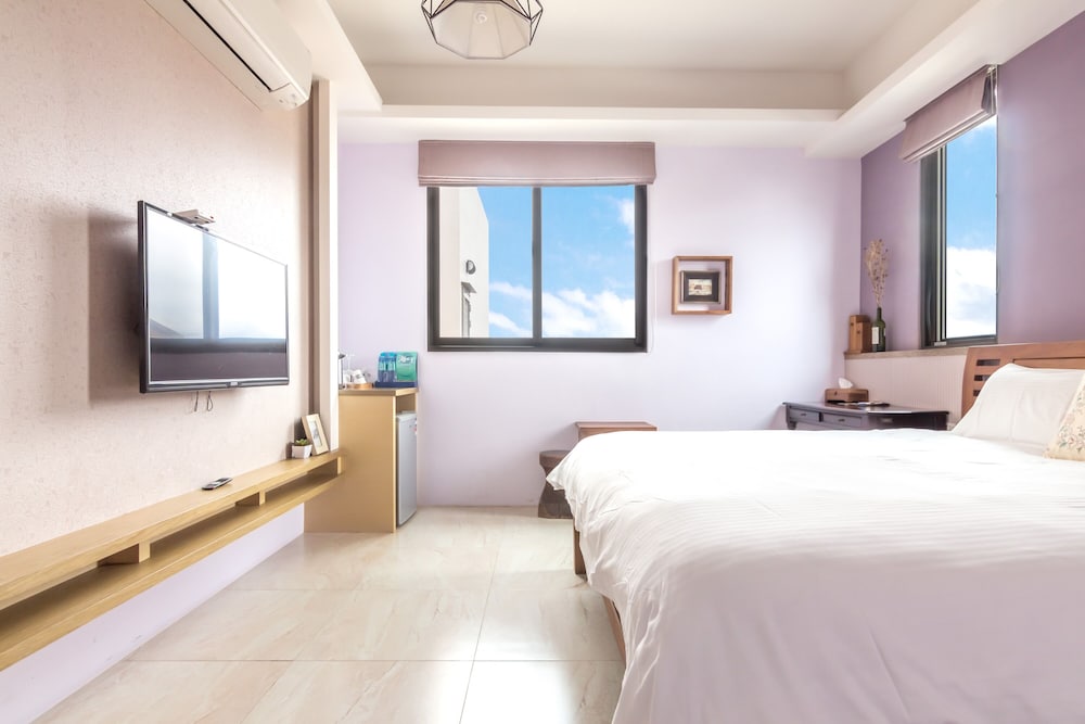 Jhongshan Building B&B