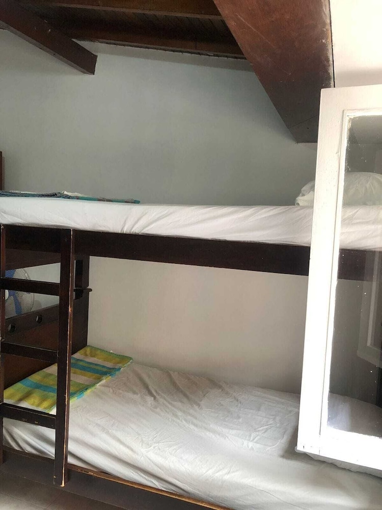 Memphis Hostal - Hostel