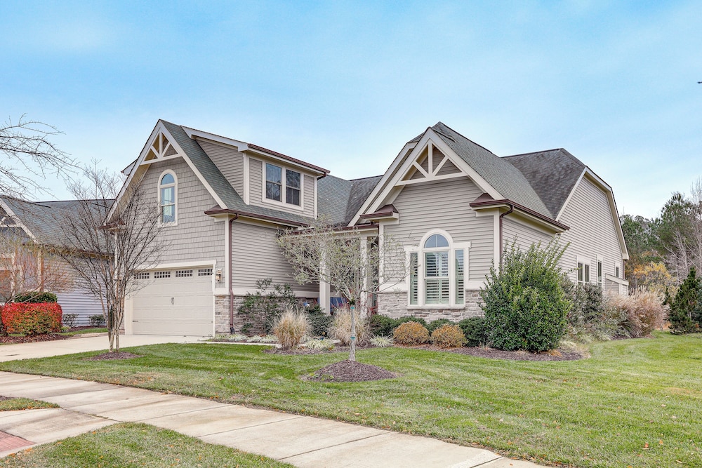 Communal Pools, 6 Mi to Bethany Beach! Family Home