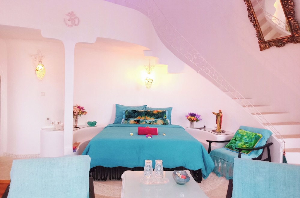 VistaMonti Private Villas