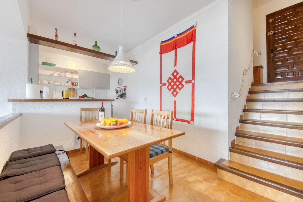 Apartment in Rosas Near Cap de Creus