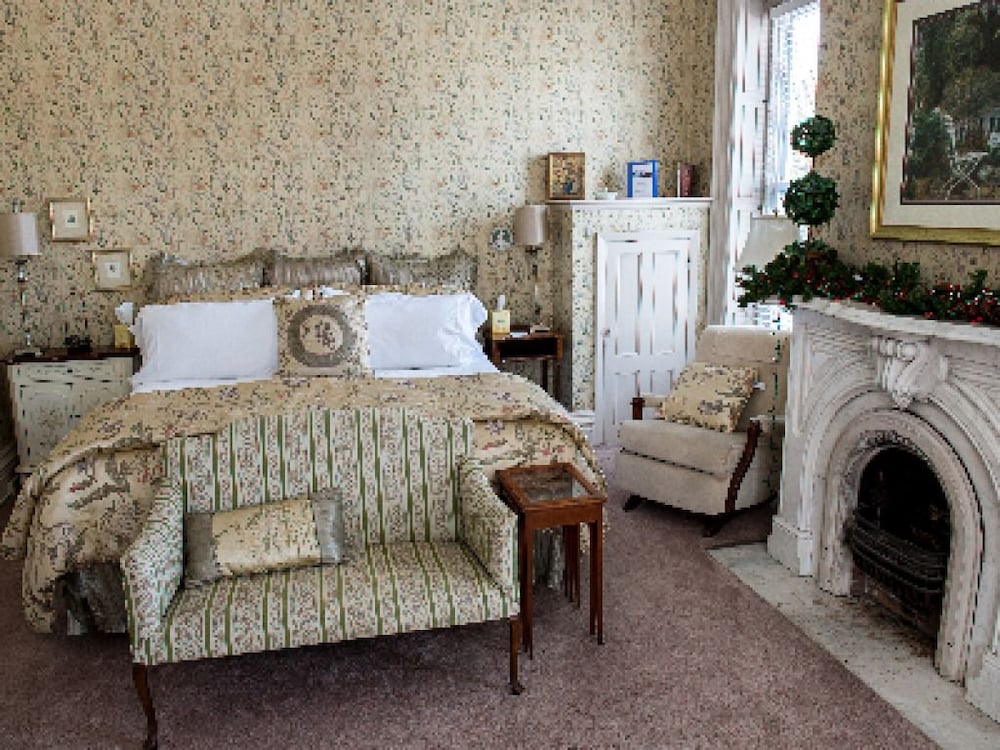 Marble Mansion Inn