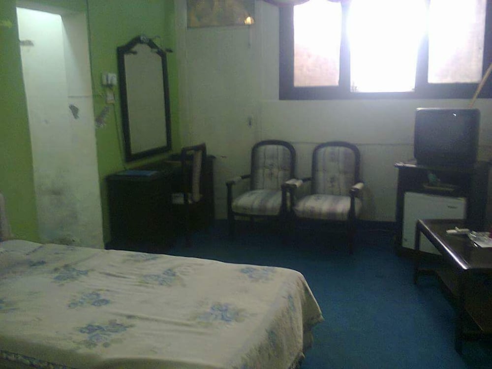 Green Lodge Guest House view 5