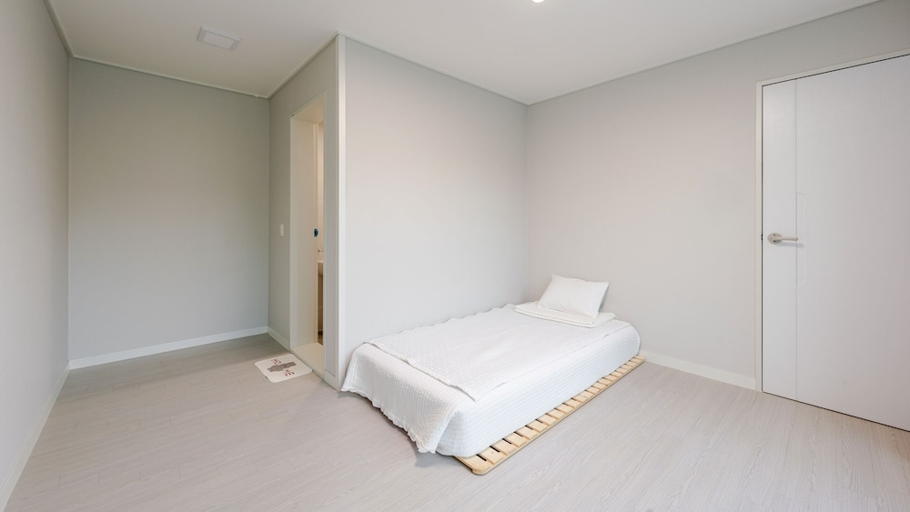 Gyeongju Sunflower Private Cottage