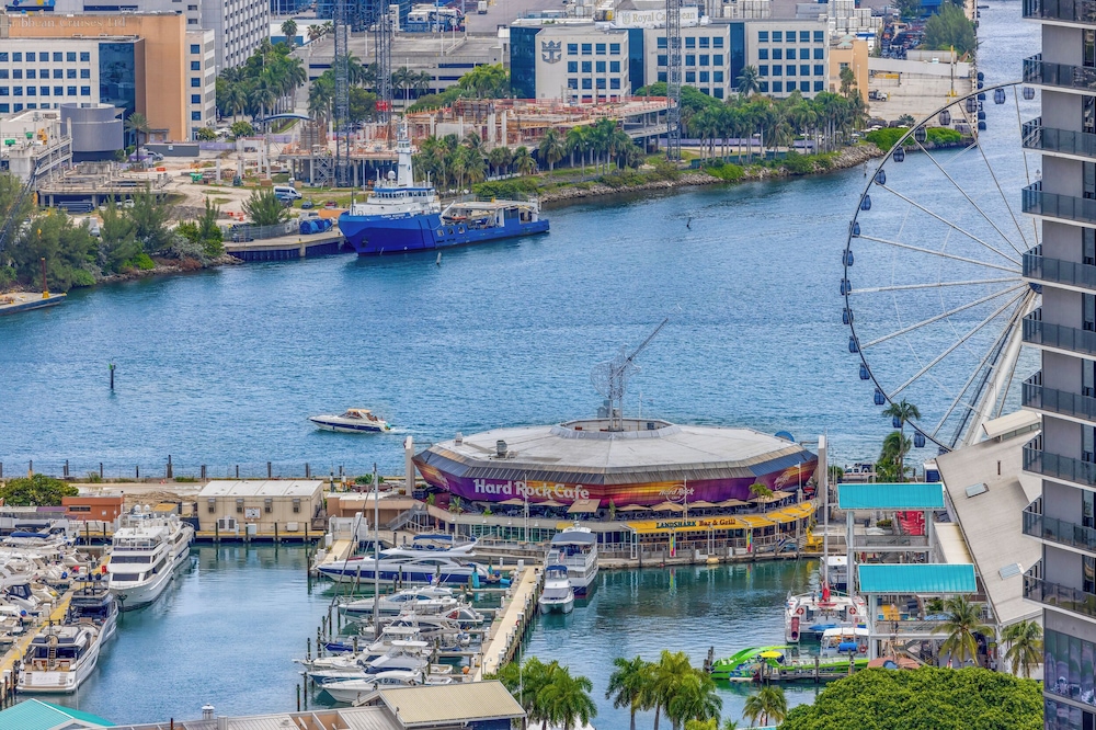City Escape Stylish Studio in DTW Miami