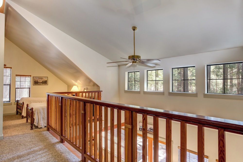 Wawona Retreat