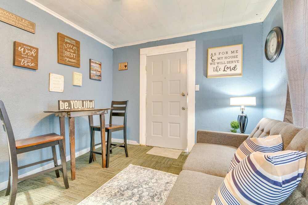 Centrally Located North Little Rock Studio w/ Yard