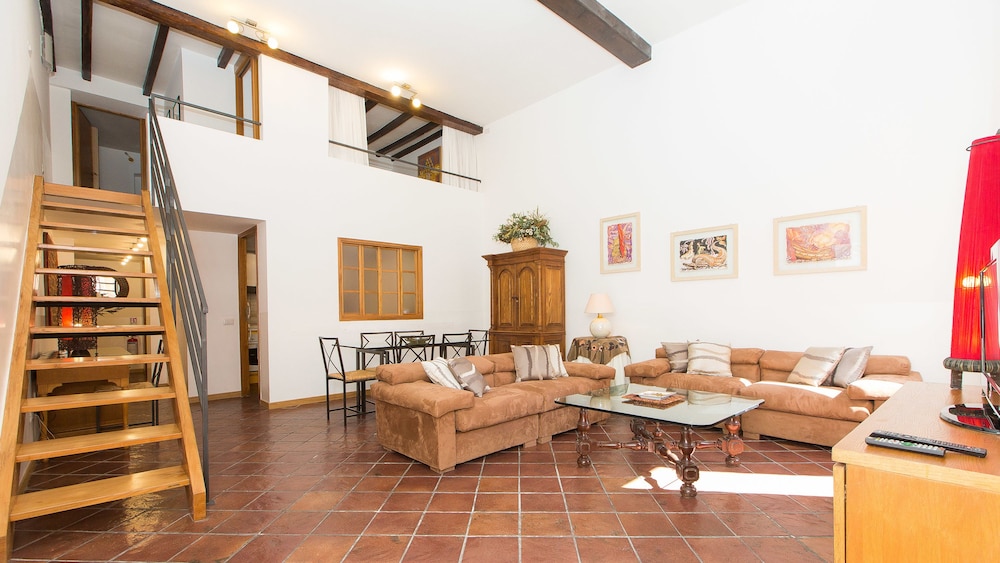 Rental in Rome Bovari