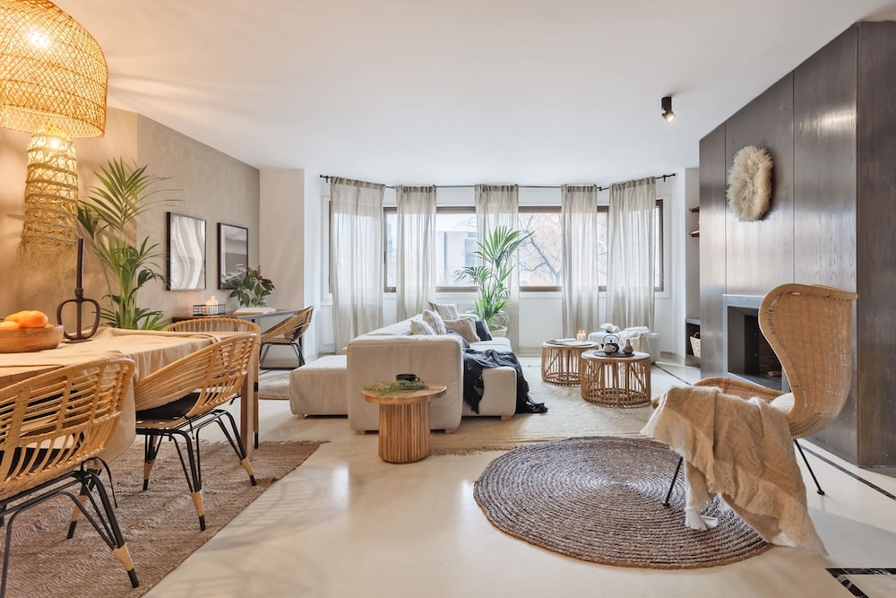 Selayar - 4 Bedrooms in Almagro