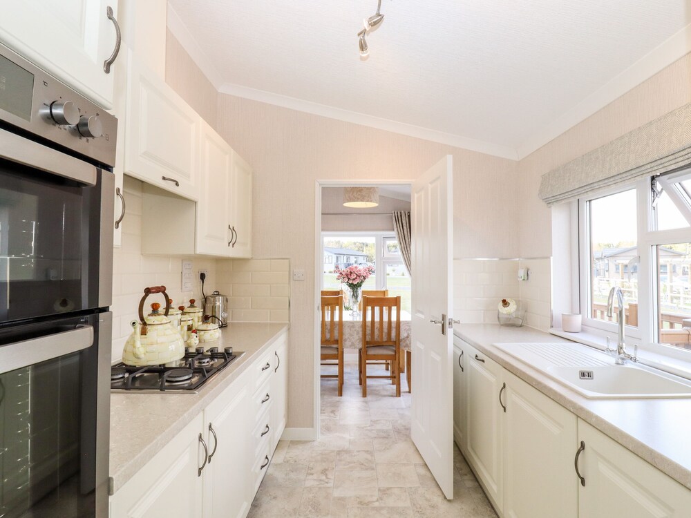 12 Bucklesham Park