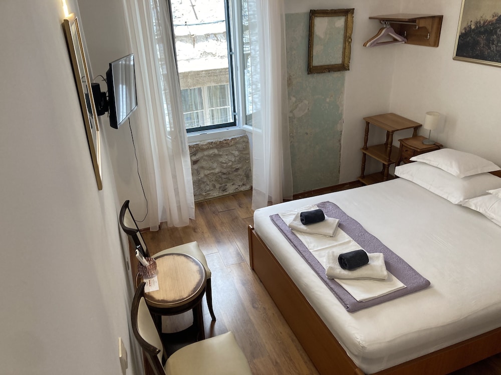 Rooms Vicelic Guest House
