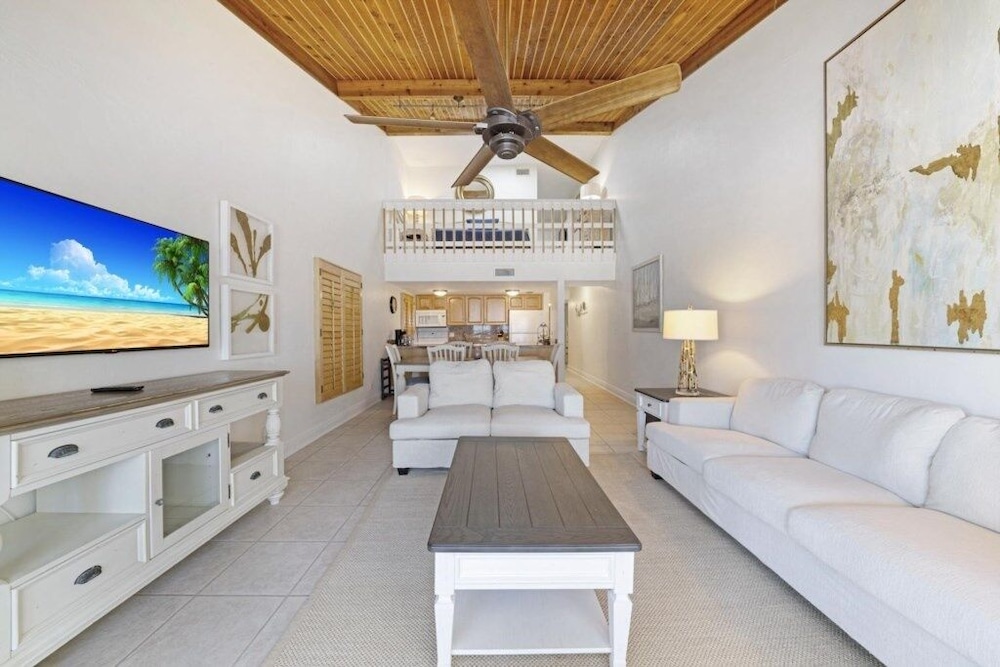 South Seas Beach Villa 2538 3 Bedroom Condo
