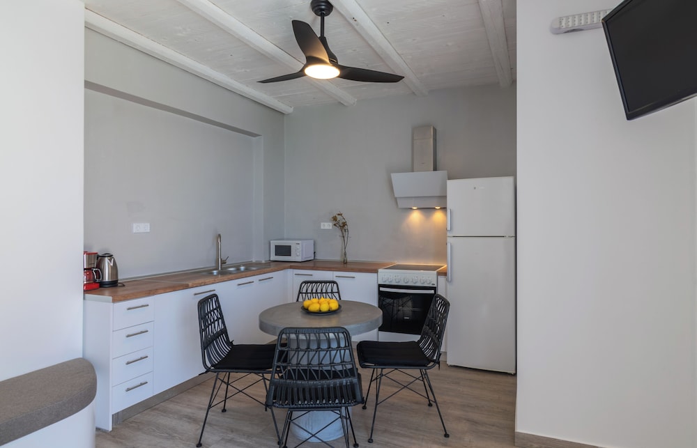Pyrgos Exclusive Villas