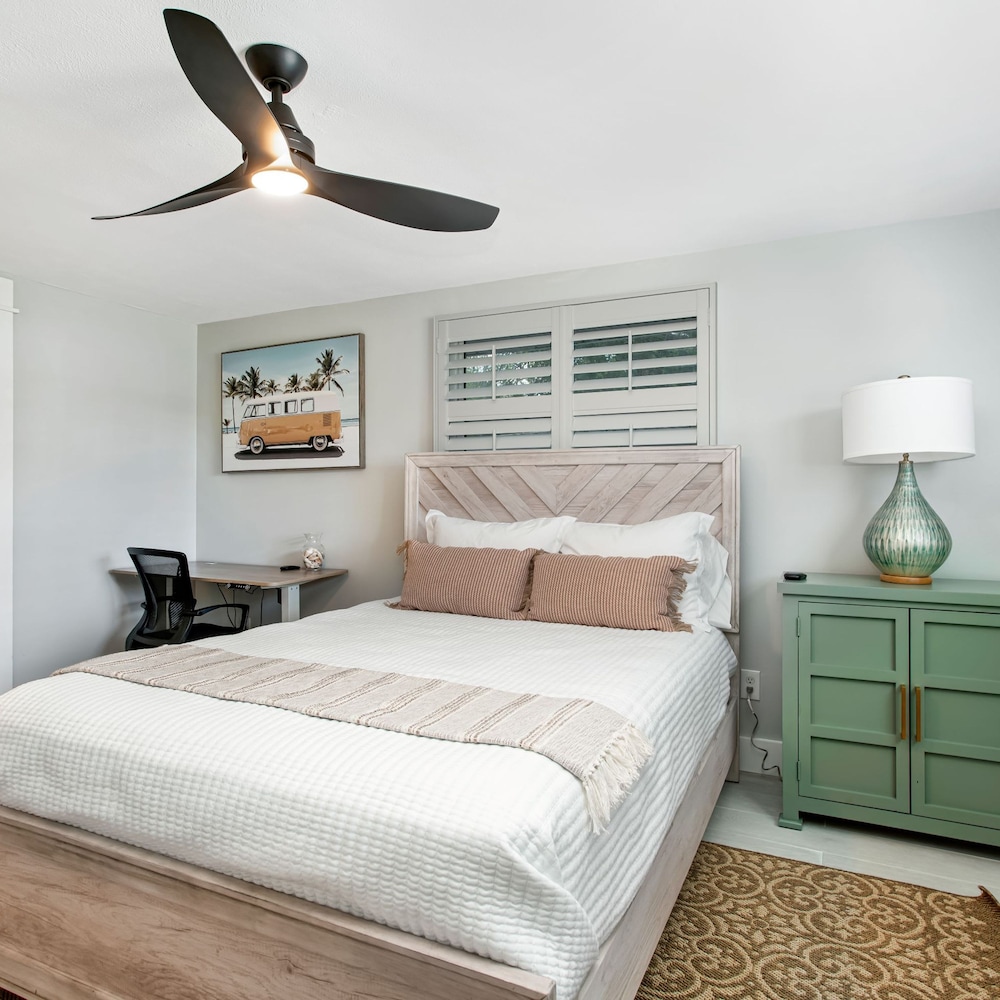Sarasota Resort-like Living Near Siesta Key For 10