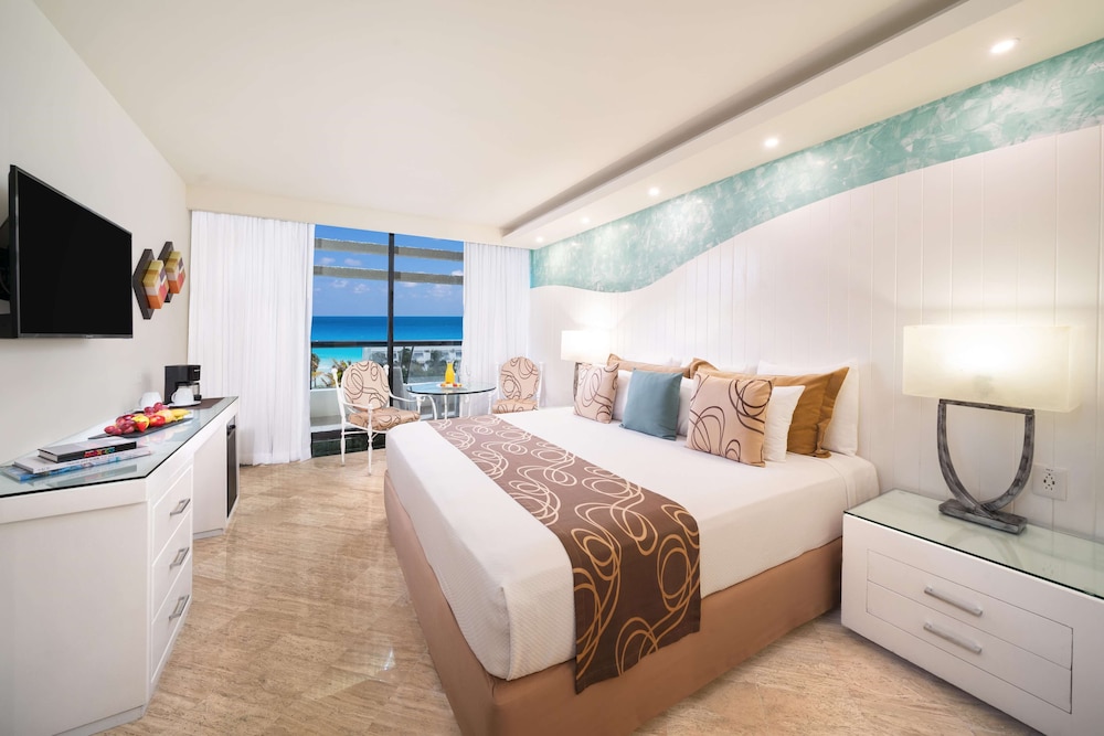 The Grand Oasis Cancun - All Inclusive