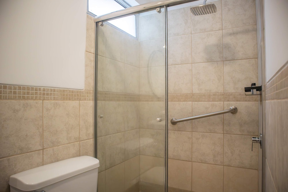 w Stunning 3BR in Miraflores