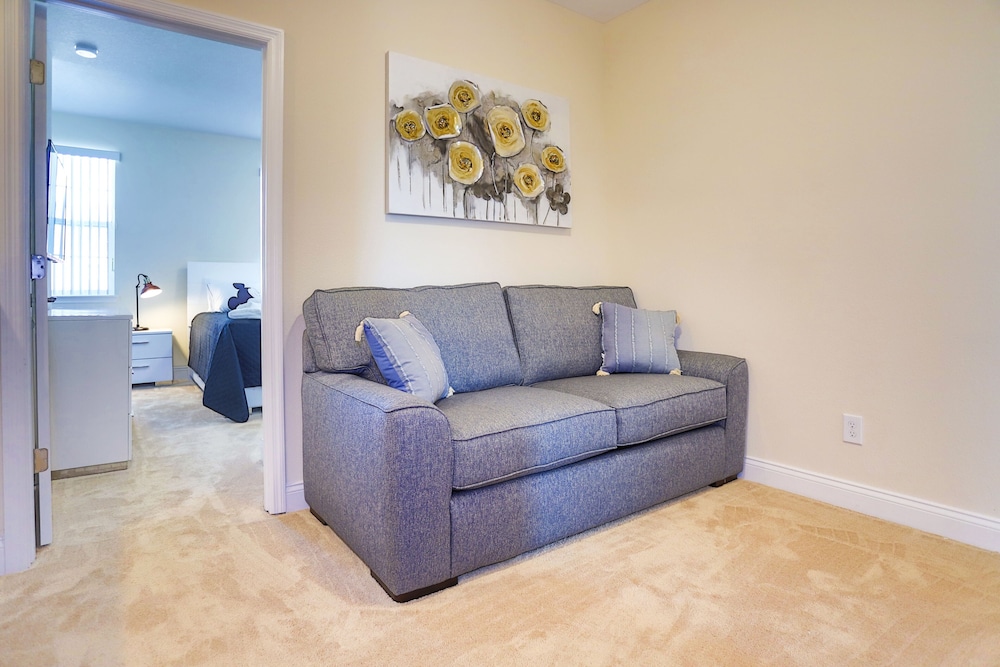Splendid Four Bedroom Home w Pool Festival 154 view 5