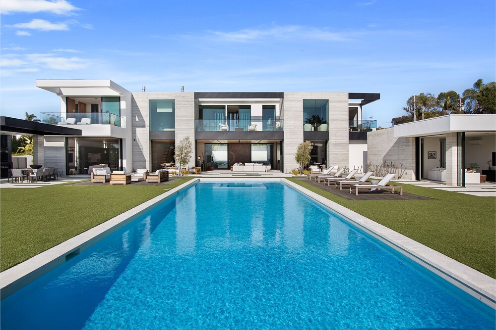 Villa Dume in Malibu view 5
