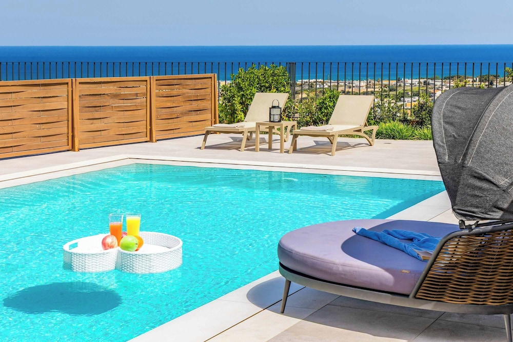 Kamelia Villa 2