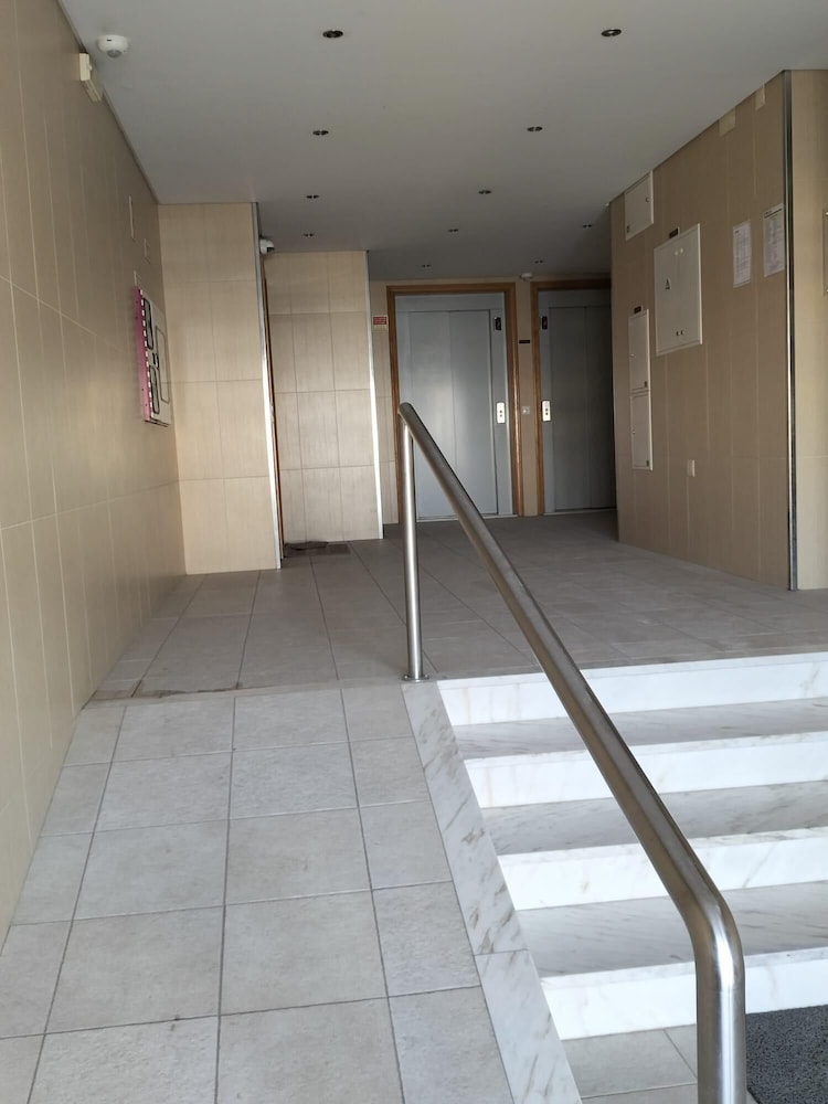 T2 Infante AC 201 Wifi Garagem 50m Praia