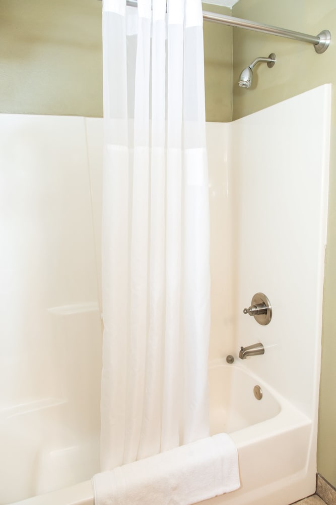Harvest Inn - Property Image 5