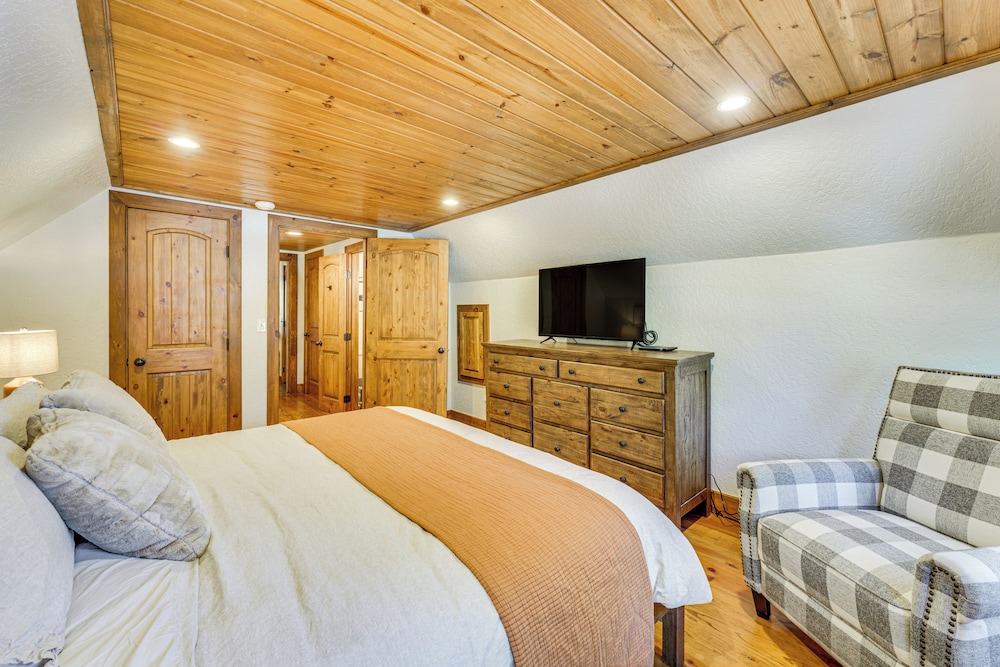 Hot Tub + Fireplace: Cozy Angel Fire A-frame Cabin