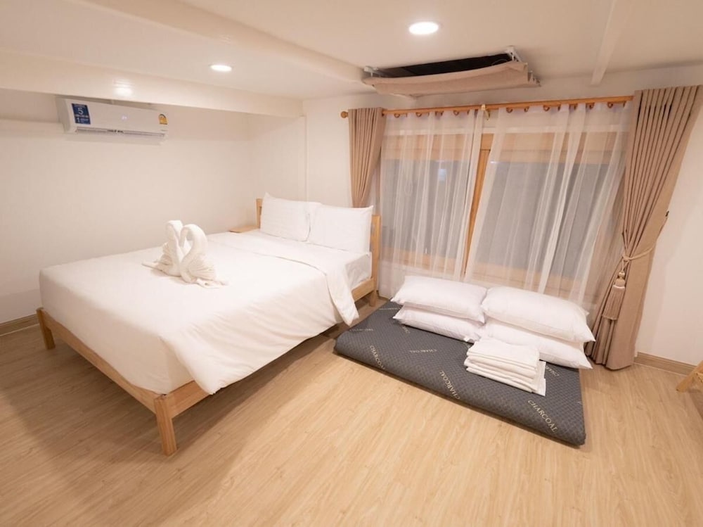 RIM HuaHin Villa By RoomQuest view 2