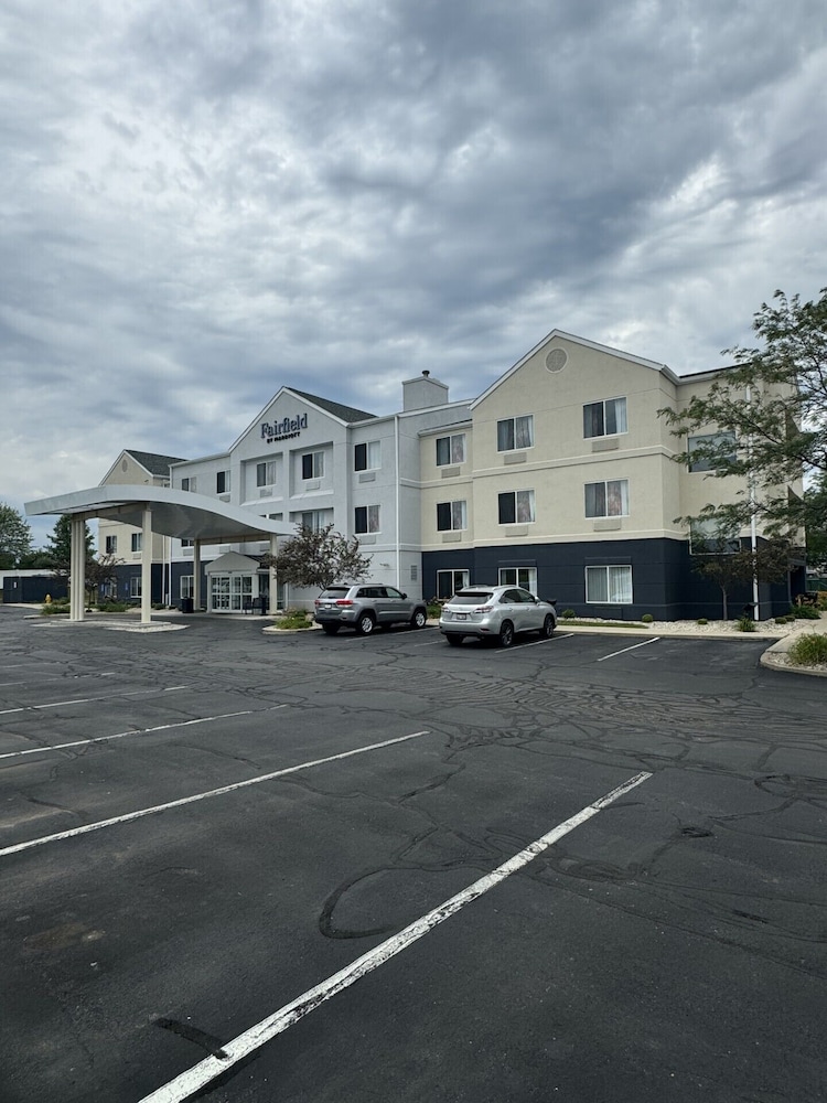 Fairfield Inn by Marriott Richmond - Property Image 10
