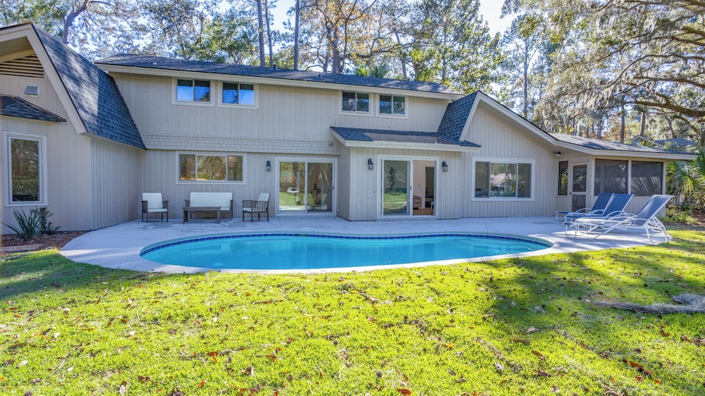 44 Willow Oak Rd. West at The Sea Pines Resort