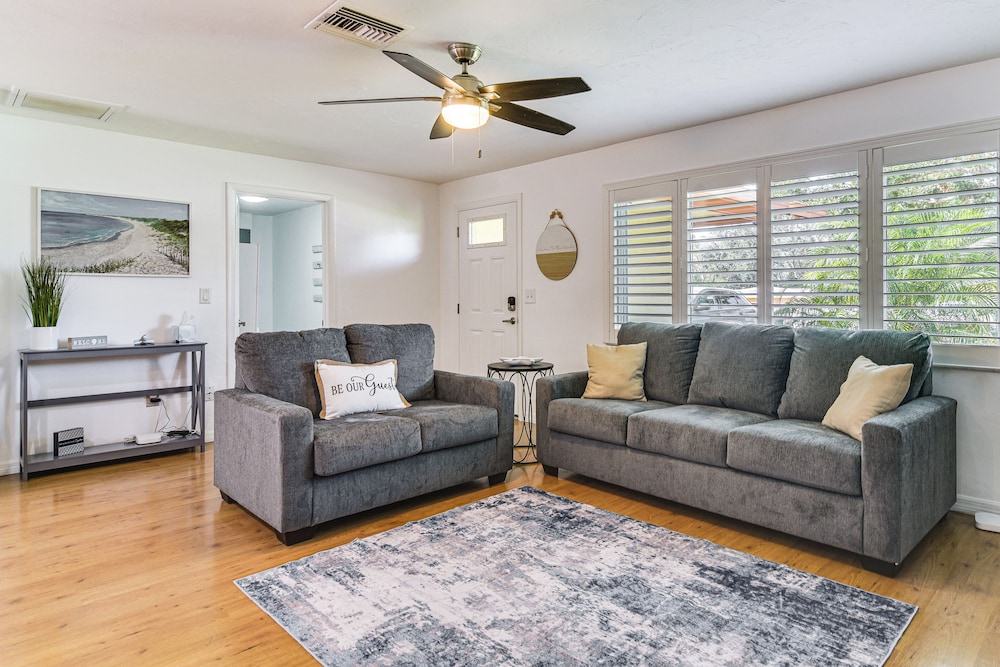 Outdoor Oasis, 4 Mi to Beach: Largo Family Escape!