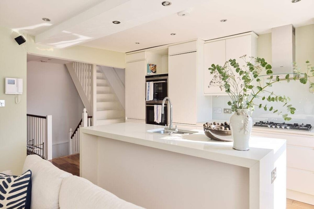 The Notting Hill Hideout - 2bdr Apartment