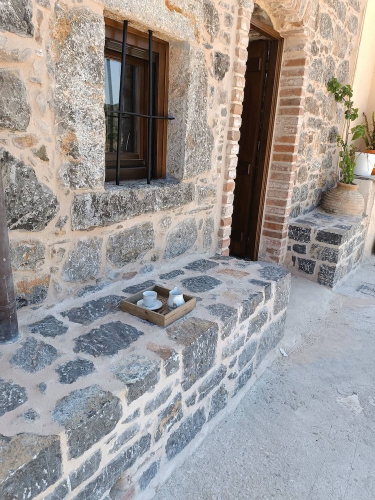 Vlychos Olympi Lodge 1 - Chios Cozy Getaway