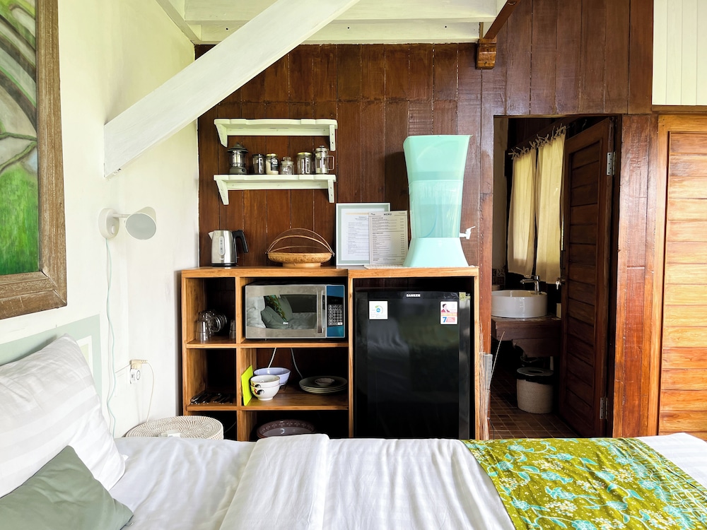 Frame Cabin with Endless Rice Field View