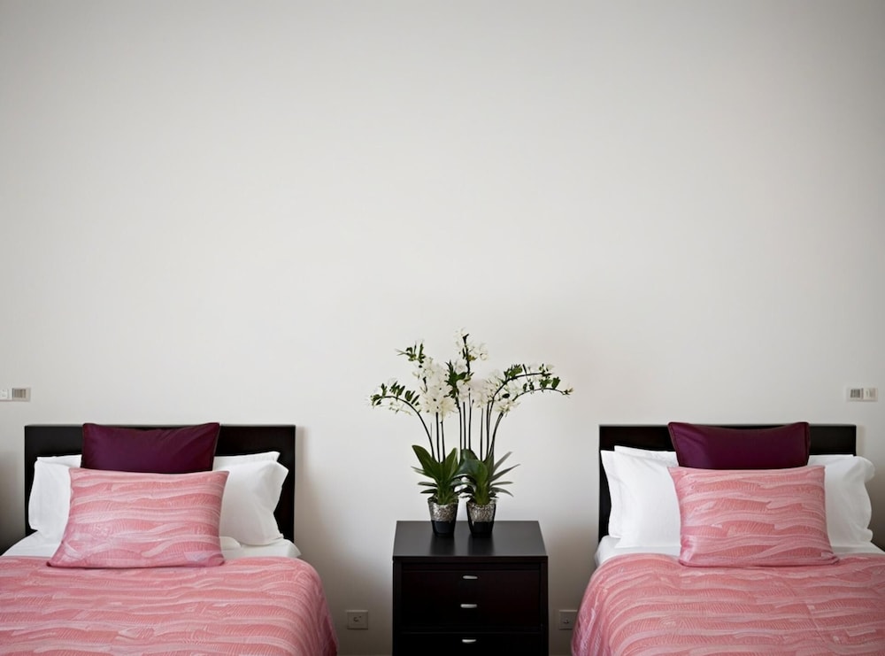 Luxury City View Apartment in London