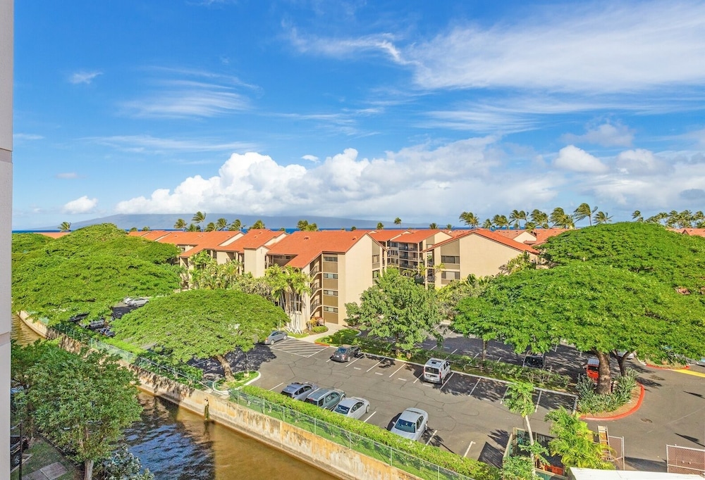 Hotel Kaanapali Shores Studio 642 Studio Bedroom Condo by RedAwning - Image 1