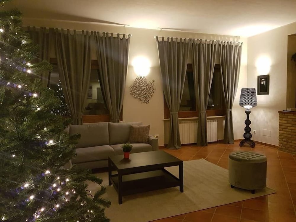 Villa L'Anfora view 2