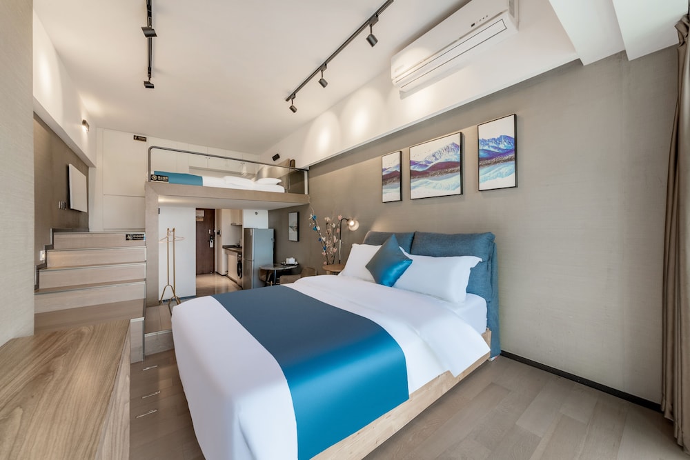 Xizhengjia Apartment Hotel (Guangzhou Financial City Keyun Road subway station store)