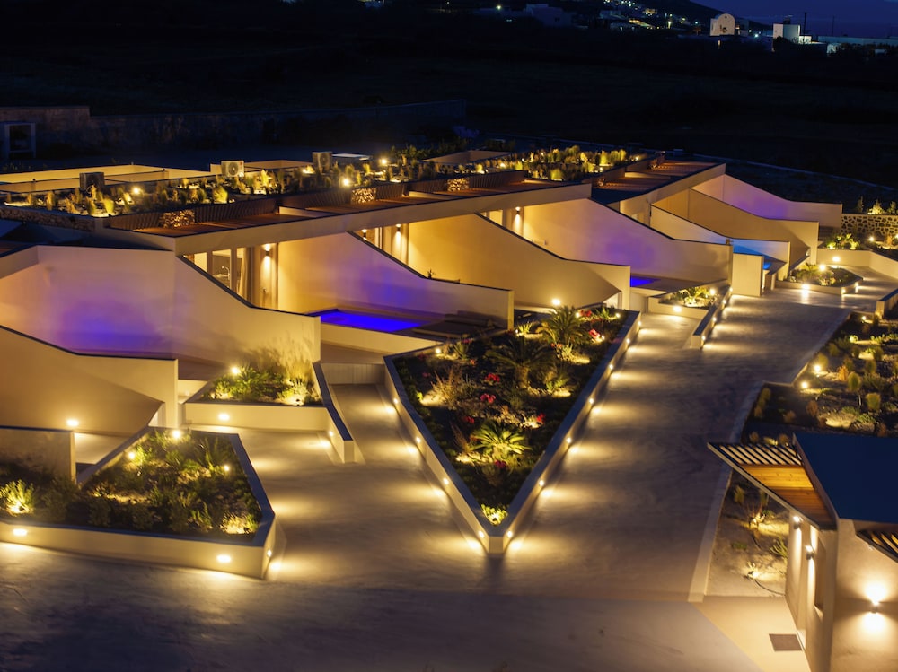 Illusion Suites