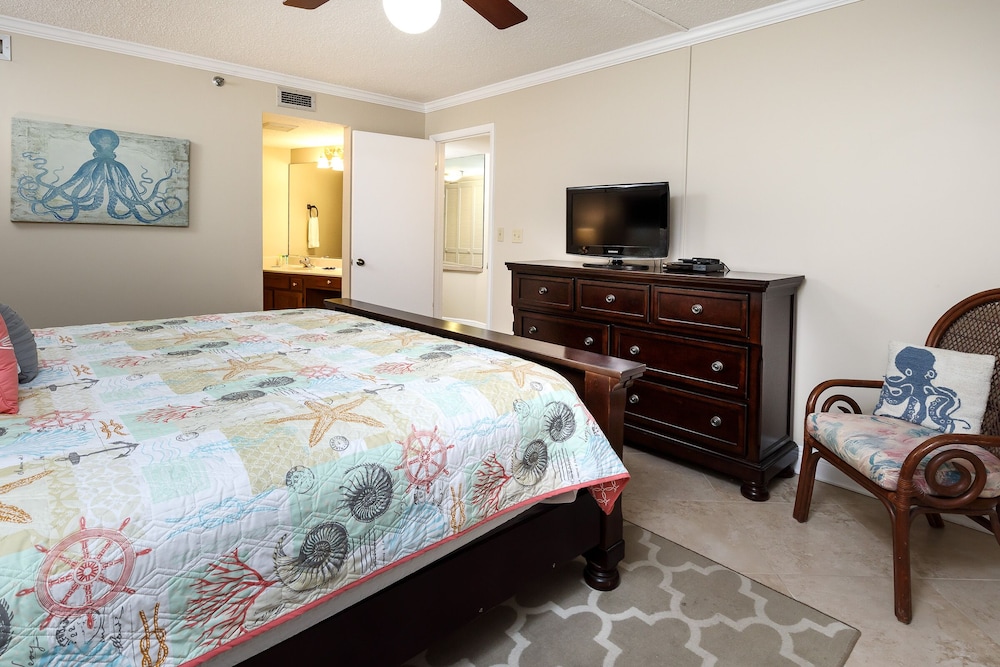 Gulfside 302 by Brooks and Shorey Resorts