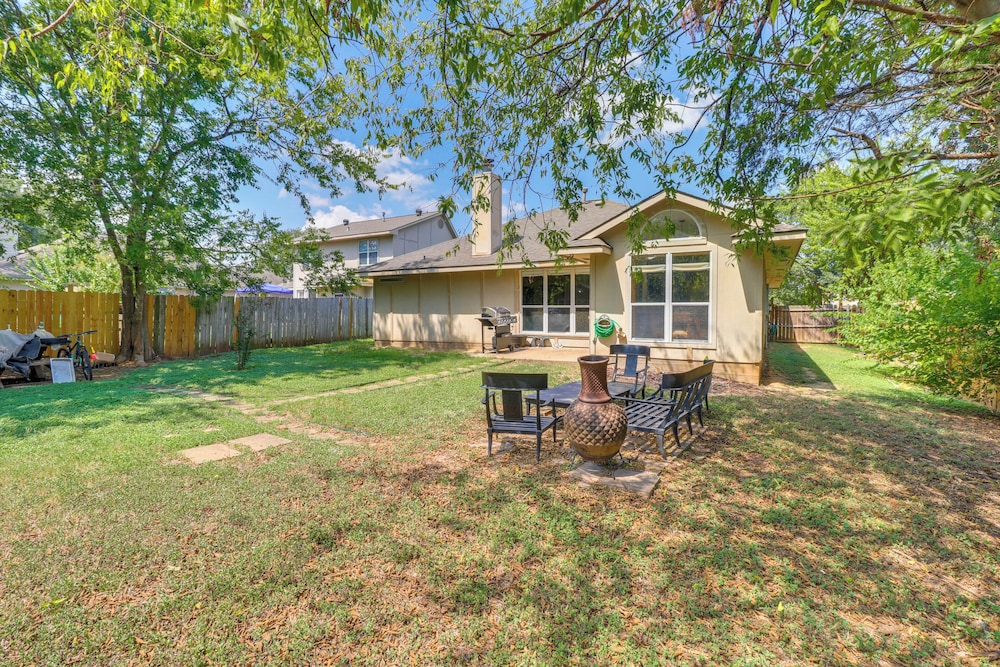 Tailgate Fun & Campus Spirit: Bryan Home w/ Patio