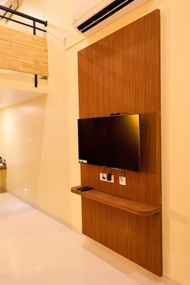 ASJ HOLIDAY VILLA