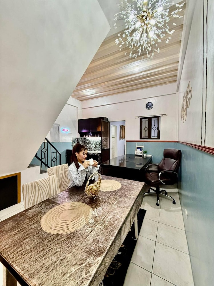 Axon Cozy Modern House #B Near The Walking Street