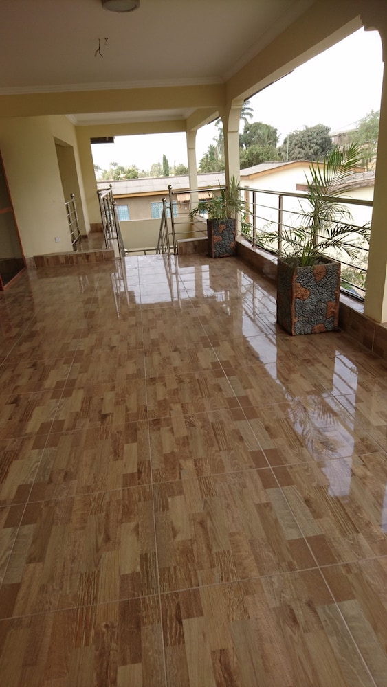 The Golden Apple Guest House