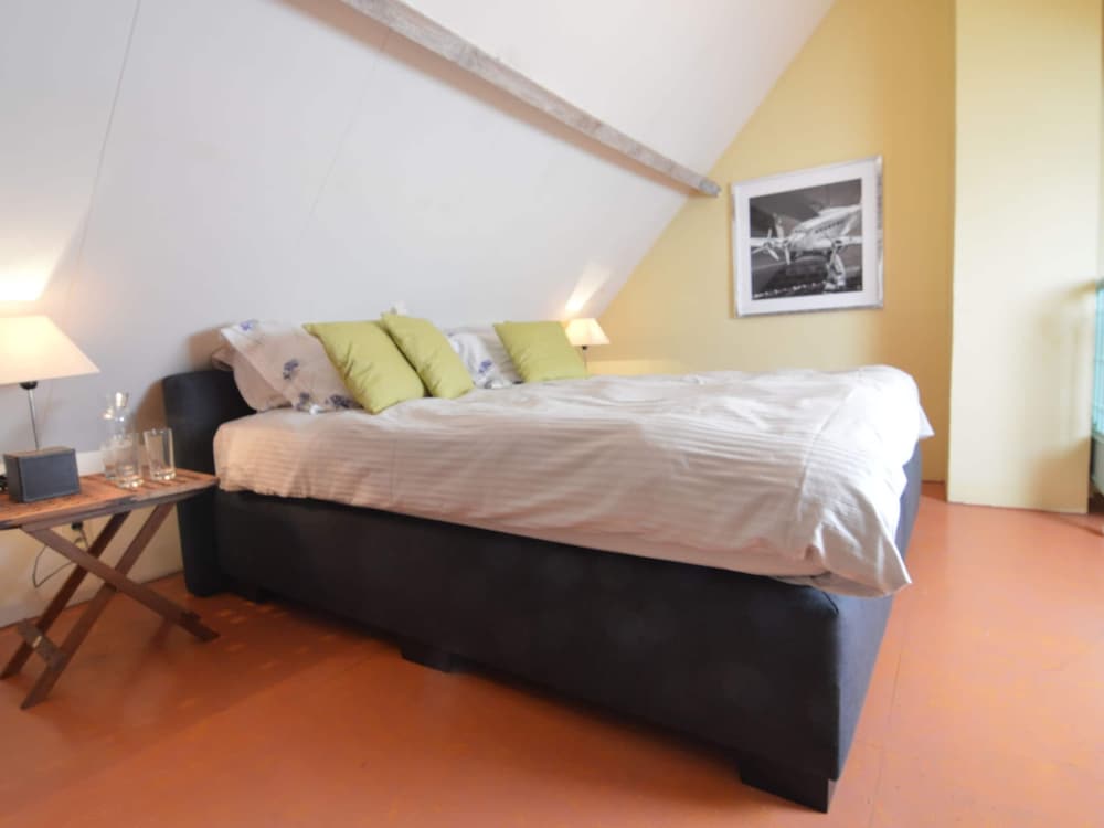 Cozy Family Home in Oostkamp view 3