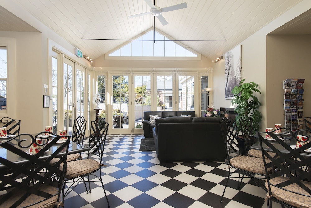 Kurrajong House Launceston