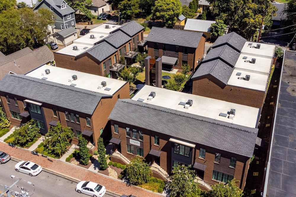 The Magnolia 1 by Avantstay Minutes to Downtown
