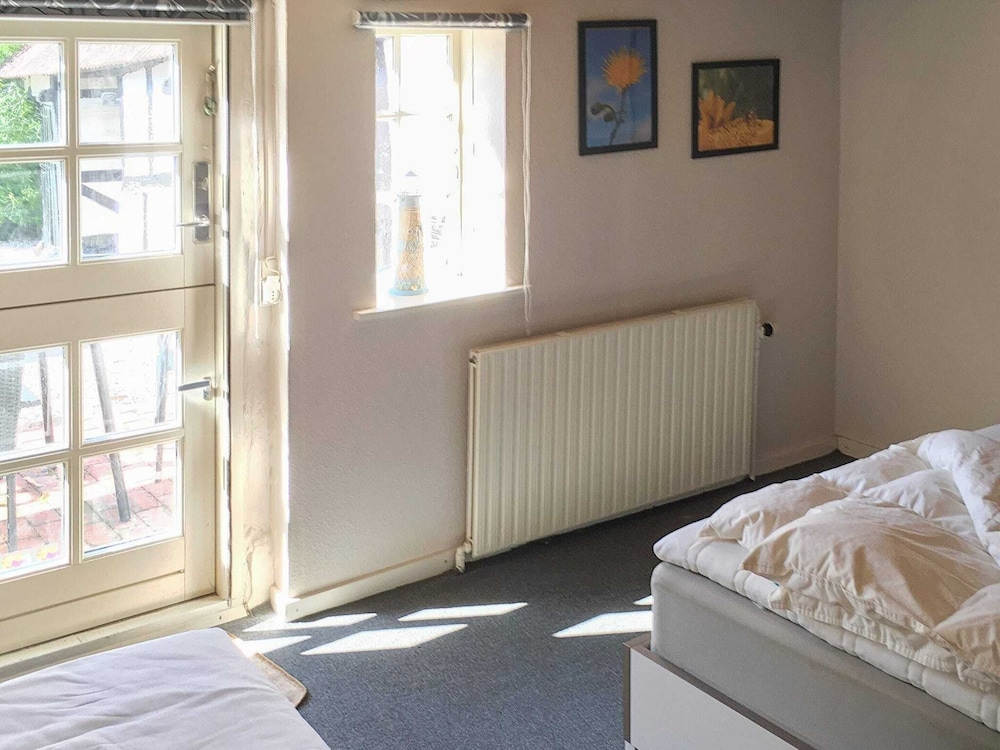 7 Person Holiday Home in Grenaa view 3